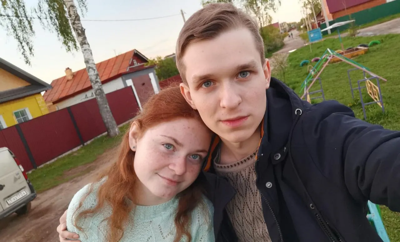 Ивановский областной суд рассматривает дело о повреждении энергетического оборудования в Ивановском и Тейковском районах. По версии следствия, ущерб составил 330 тыс. рублей, жена обвиняется в пособничестве.