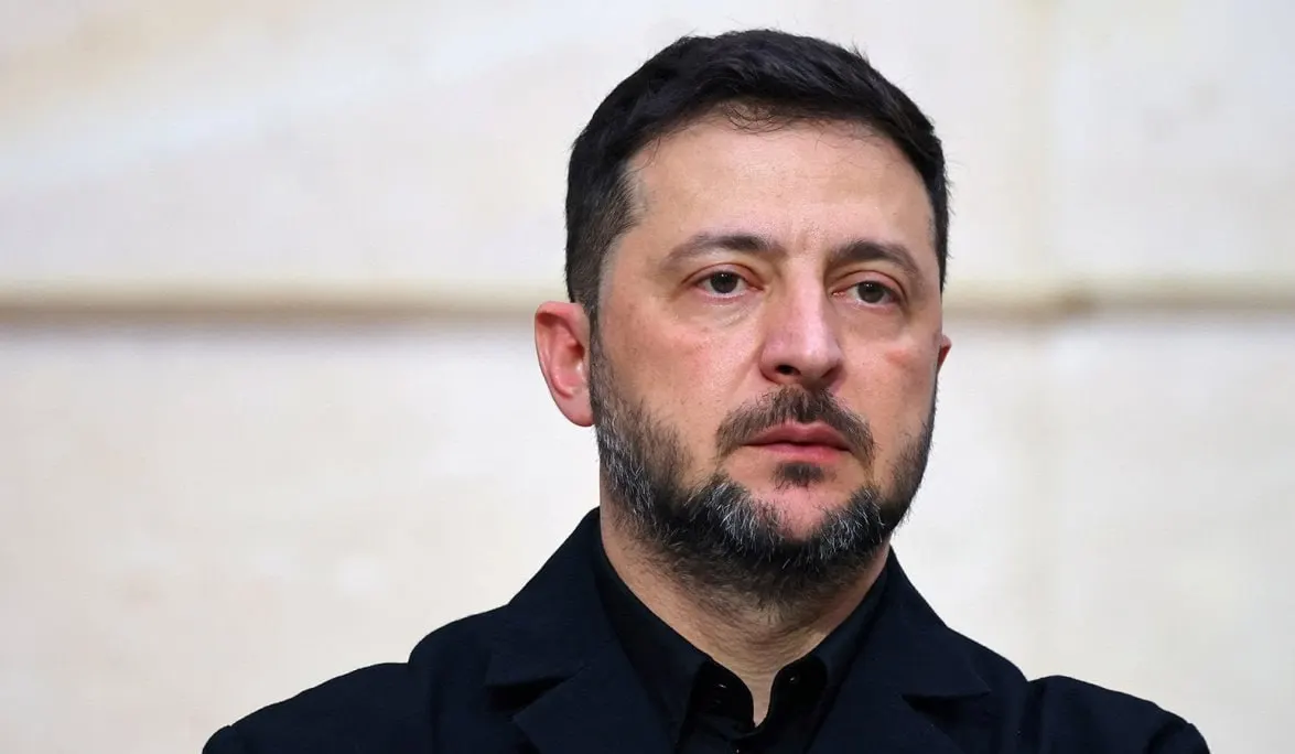 Президент Украины раскритиковал заявление российского лидера на ПМЭФ, назвав его «слабым ответом» и подтвердив, что Москва не готова к мирным переговорам.