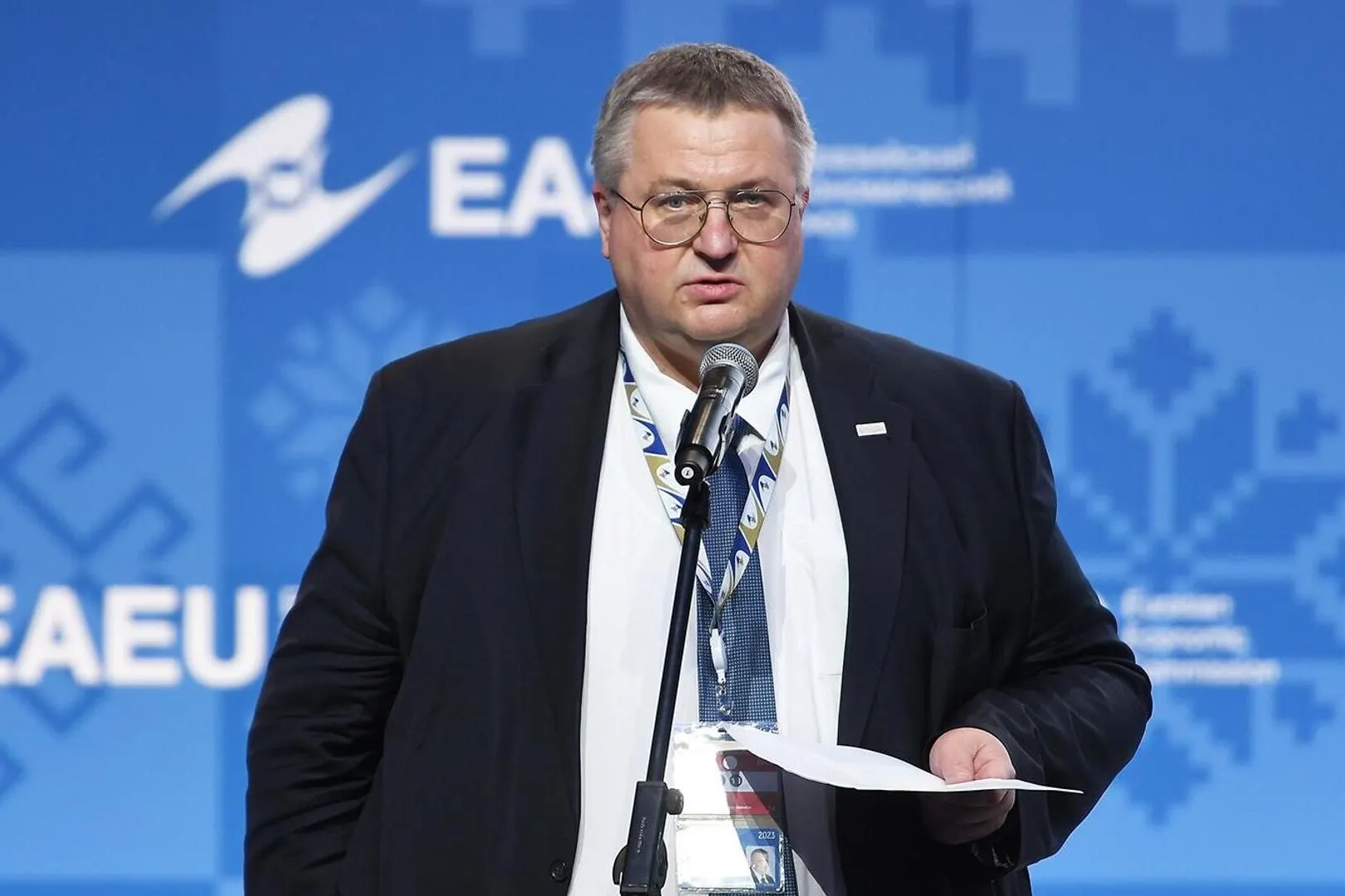Вице‑премьер РФ заявил, что до декабря будет проработан юридический механизм приостановки членства Армении в ЕАЭС; дальнейшие решения будут зависеть от итогов парламентских выборов в Ереване.