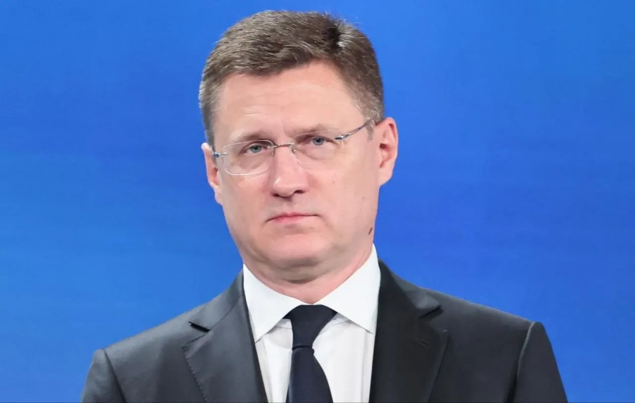 Вице-премьер поручил Минэнерго и ФАС активнее следить за ценами на независимые заправочные станции.