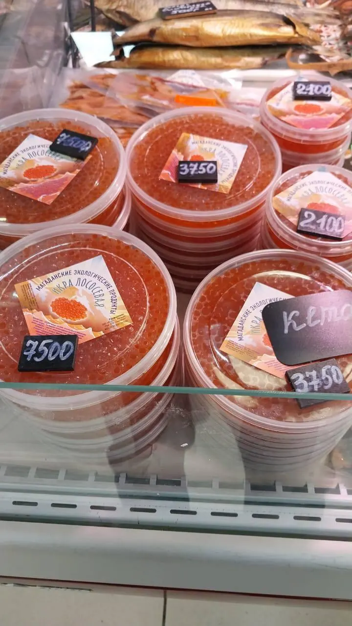 Рыбаки Камчатки, Сахалина, Магаданской области и других дальневосточных регионов сообщают о крайне низких уловах лосося и икры в 2026 году.