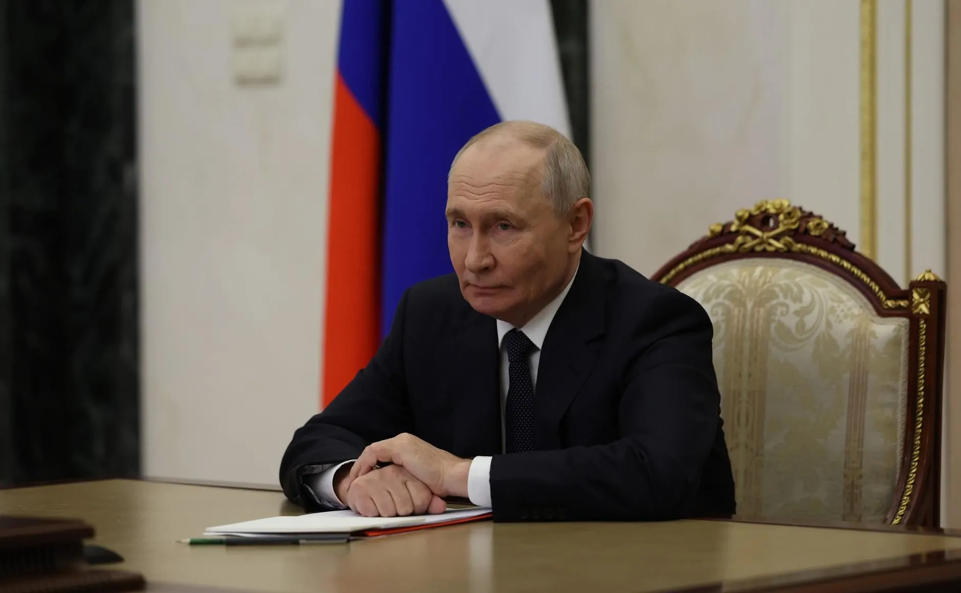 Обсуждены вопросы двустороннего сотрудничества и направления развития отношений.