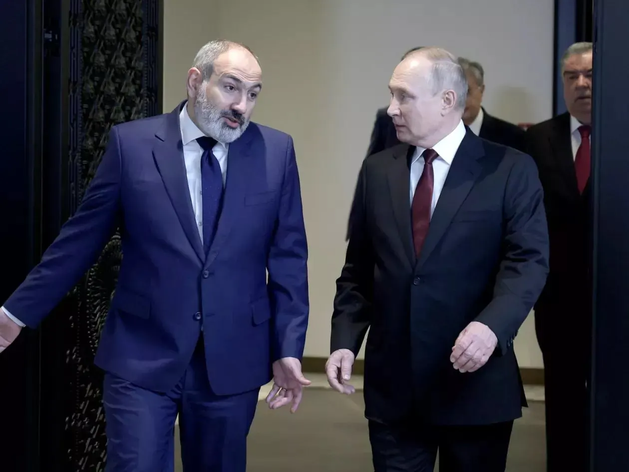 Премьер-министр Армении заявил, что Ереван не будет вступать в санкционный режим против России, но и не будет содействовать обходу ограничений; европейские специалисты подтвердили отсутствие нарушений.
