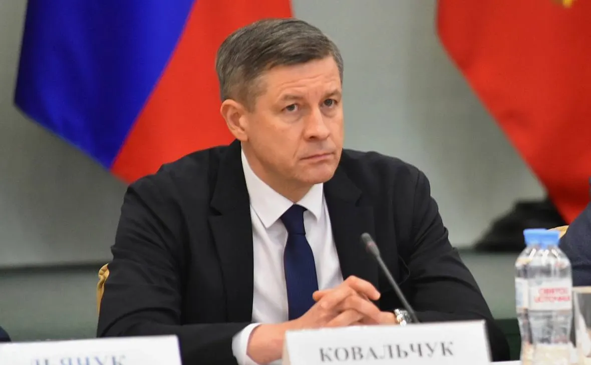 Временно исполняющий обязанности губернатора Егор Ковальчук подписал указ об отставке регионального правительства. Новый состав пока не представлен. Ранее 13 мая Владимир Путин подписал указы об отставке губернаторов Белгородской и Брянской областей.