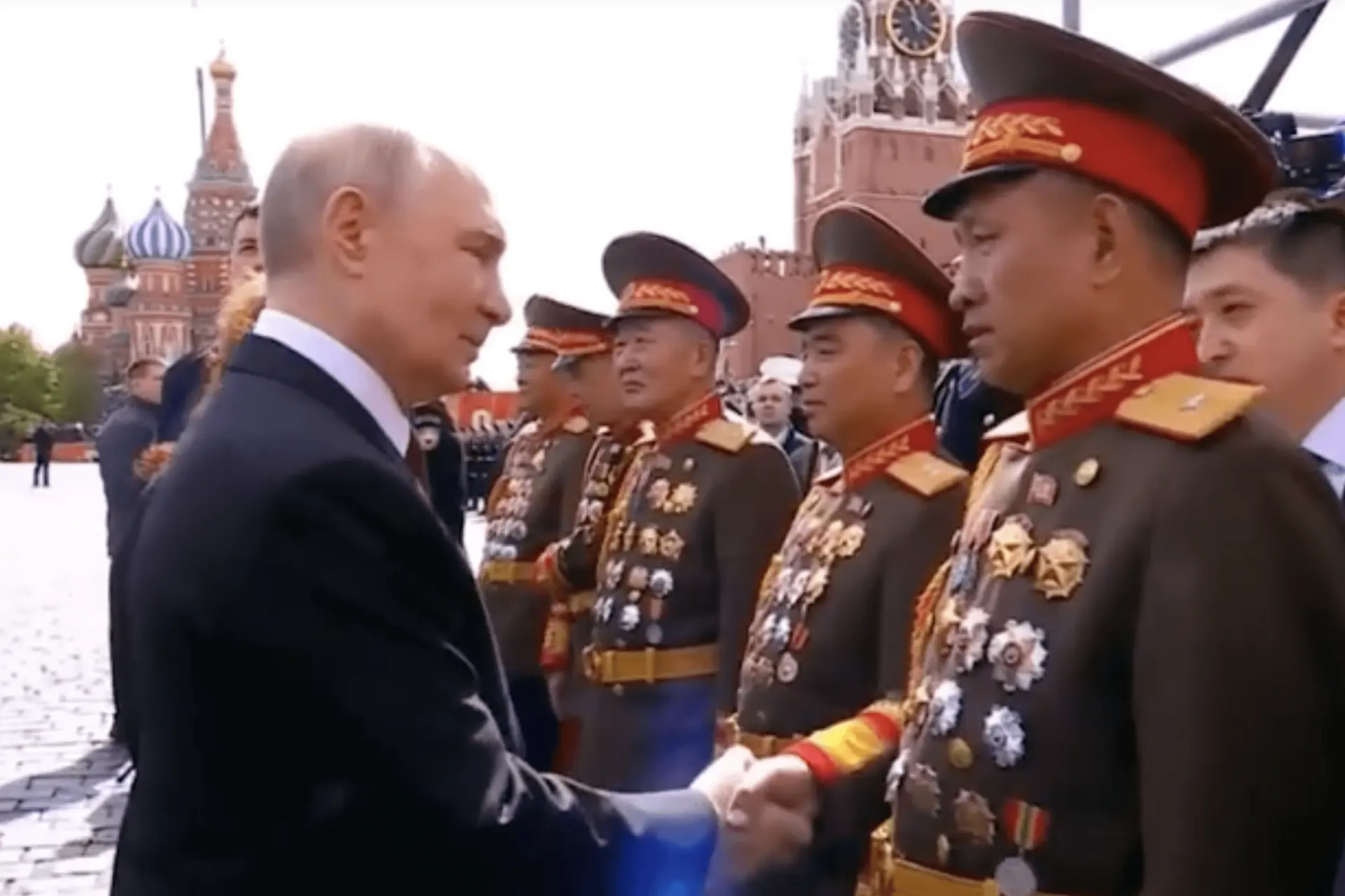 В декабре 2025 года прошла закрытая церемония награждения северокорейских военных, участвовавших в боях в Курской области. Фотографии и медали были показаны на открытии мемориального музея в Пхеньяне.
