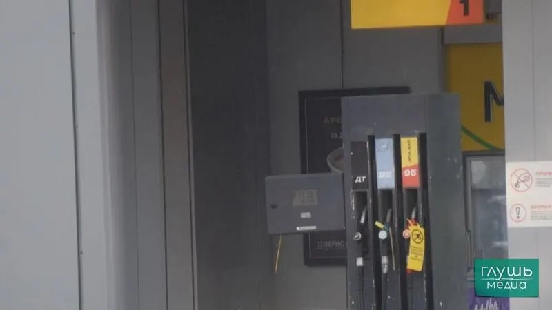 Власти обсуждают разрешение продажи нефтепродуктов с отклонениями по содержанию серы и другим показателям как меру стабилизации рынка топлива.