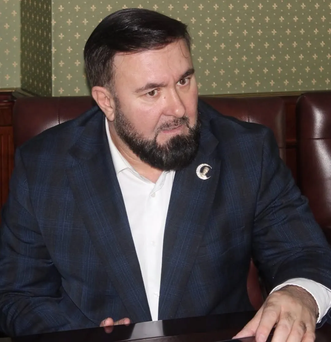 Указ о поощрении опубликован 26 июня: Солтаев получил грамоту за укрепление законности и защиту прав граждан. Ранее ему предъявляли претензии за действия против правозащитников и в ряде скандалов, связанных с исчезновениями женщин.