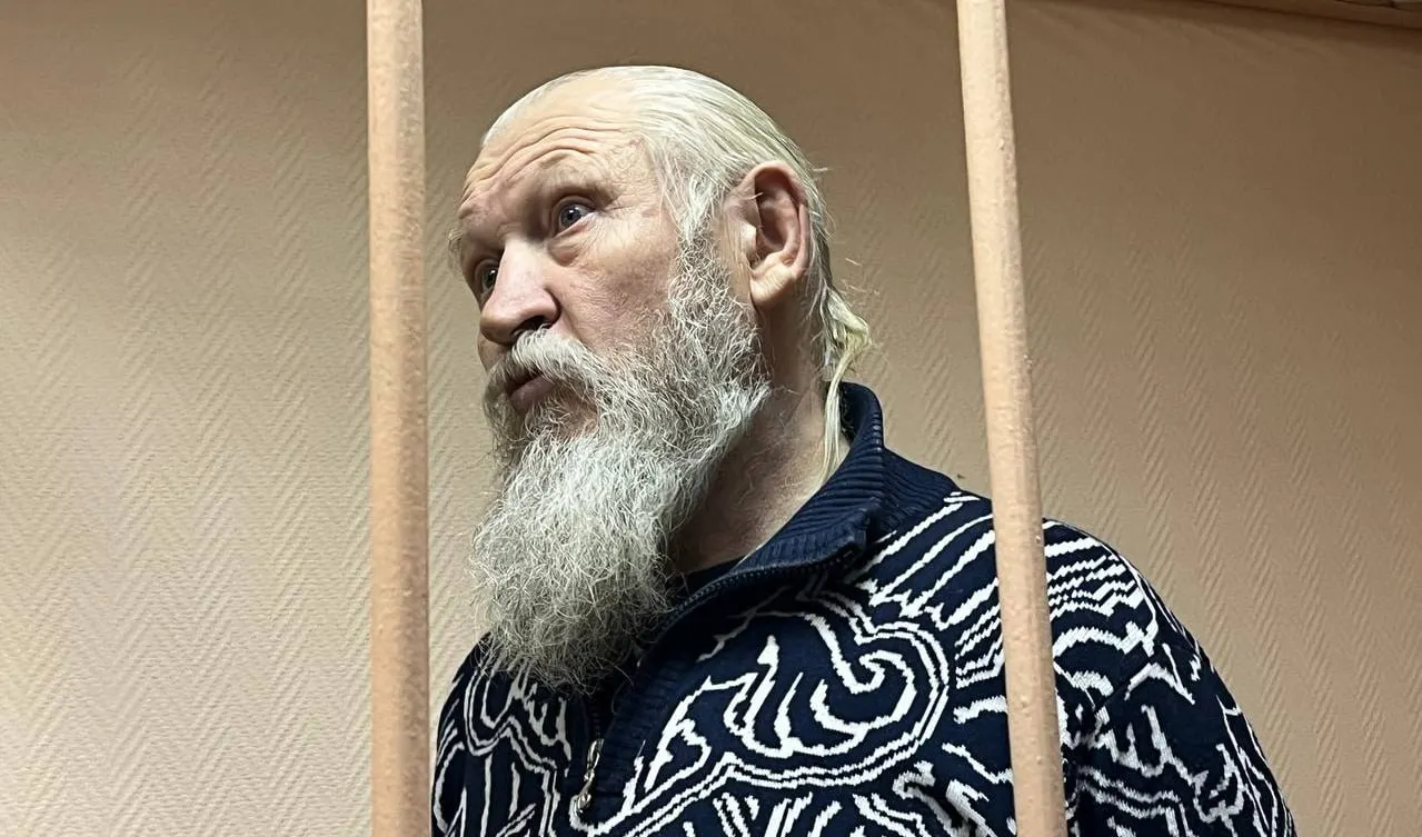 Росфинмониторинг обновил список экстремистов и террористов: в него внесли бывшего депутата Госдумы Михаила Глущенко, ранее осуждённого за соучастие в убийстве Галины Старовойтовой.