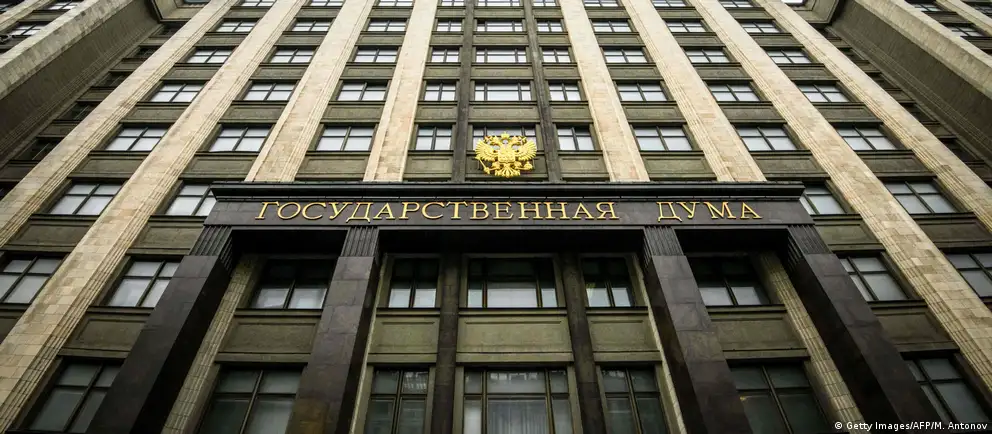 Депутаты приняли поправки в Налоговый кодекс для стабилизации рынка топлива: корректировка демпфера, изменения в биржевых продажах и система компенсаций для импортного дизеля.