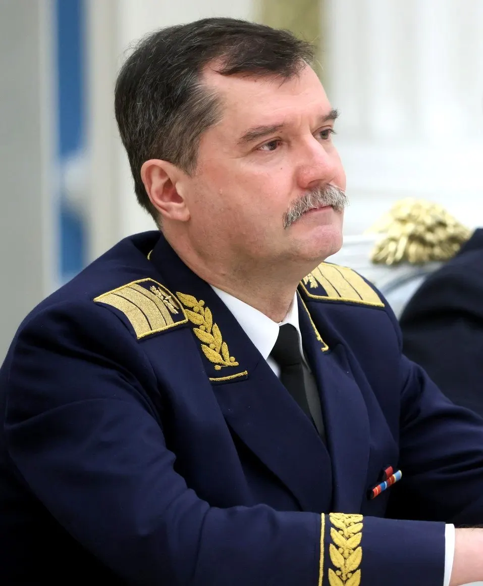 Бывшего руководителя Росавиации задержали по подозрению в особо крупном мошенничестве в составе организованной группы; следствие полагает, что действия обвиняемых нанесли существенный ущерб бюджету.
