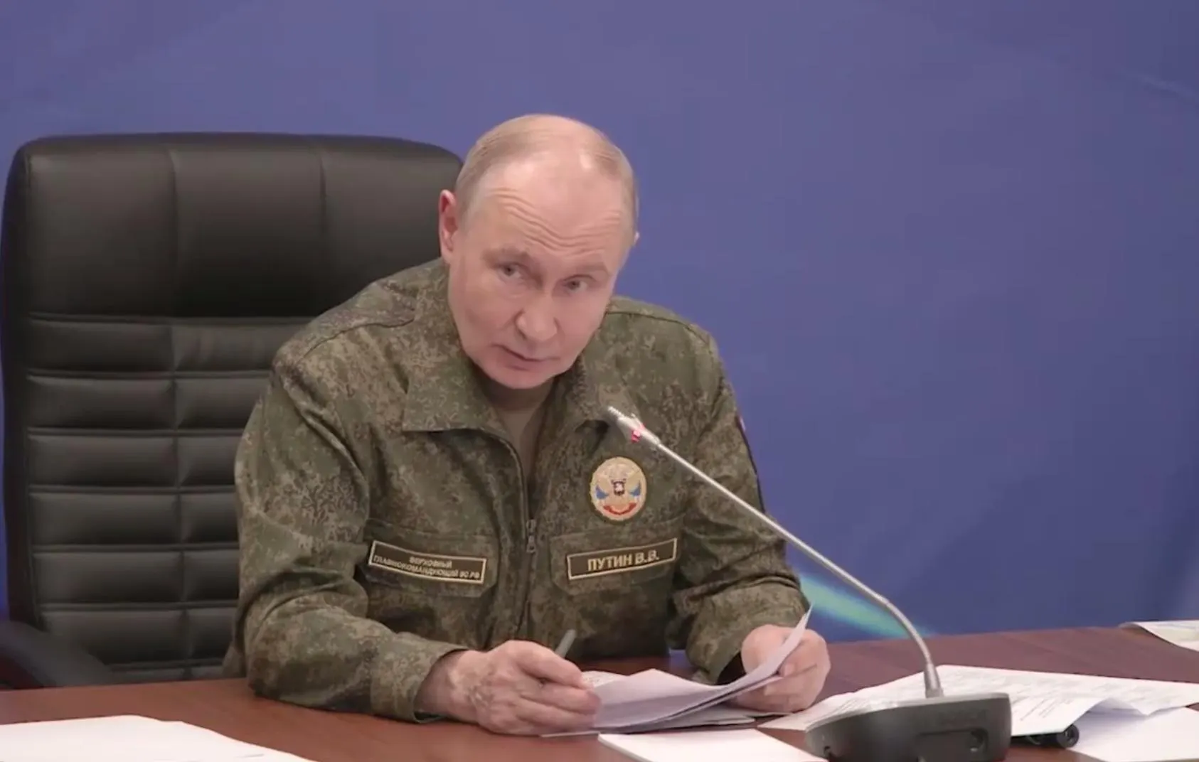 На совещании с военными президент сообщил об освобождении Константиновки в Донецкой Народной Республике и отметил, что с начала года ВС РФ освободили 133 населённых пункта.