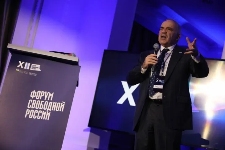 Форум назвал предстоящие выборы фарсом и указал на видимость конкуренции и оккупационные контуры кампании. В заявлении подчёркнуто необходимость поддержки Украины и отказ от легитимизации захватов.