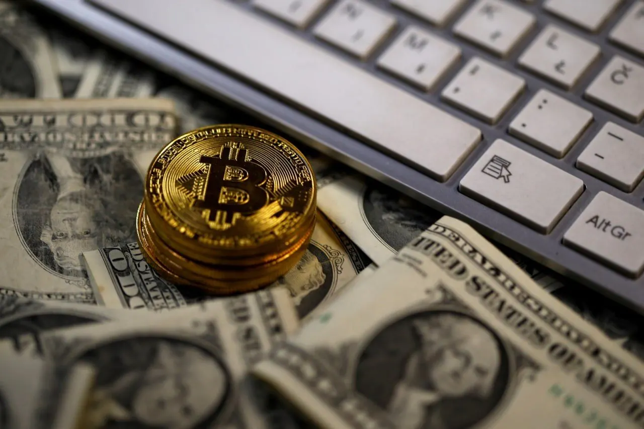 Документы и материалы дела указывают на сотрудничество криптобиржи Binance с российскими силовыми органами и передачу сведений о клиентах в рамках подозрений в финансировании терроризма.